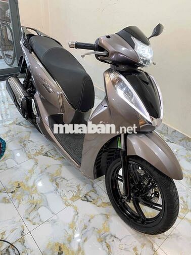 SH 300i nhập Ý 2016 BSTP dễ nhìn