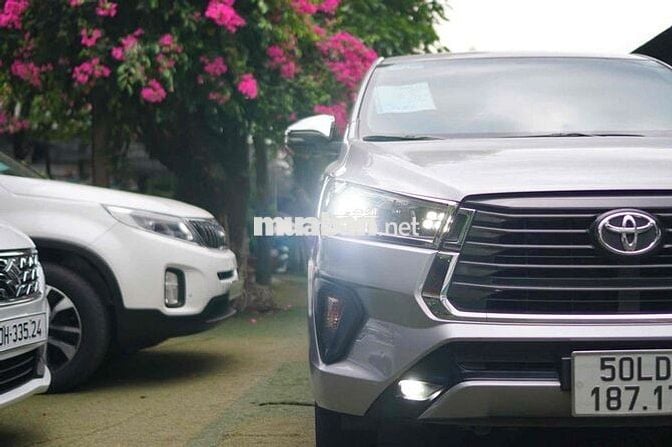 Toyota Innova 2022 G 2.0 - 38000km