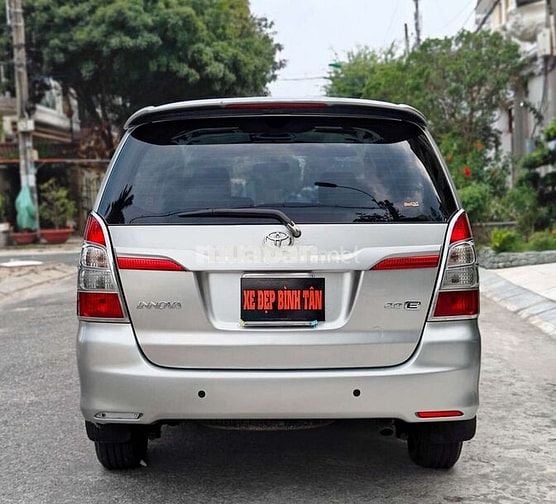 Toyota Innova 2015 2.0E - 156000 km