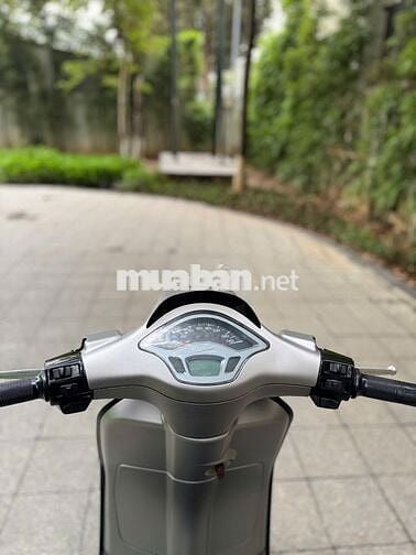 Vespa Sprint 2016 nguyên bản