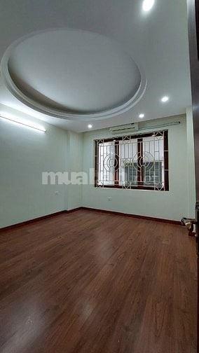 Cho thuê nhà mặt Phố Nguyễn Viết Xuân kinh doanh tốt - Hà Đông - 