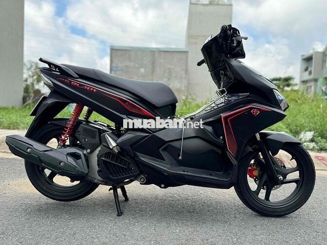 AIR BLADE 2017 ĐEN NHÁM ĐẸP, CHÍNH CHỦ KÝ GIẤY