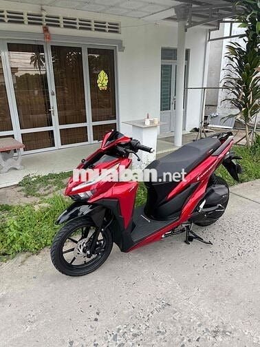 Cần bán vario 150 dọn kiển máy zin êm ru