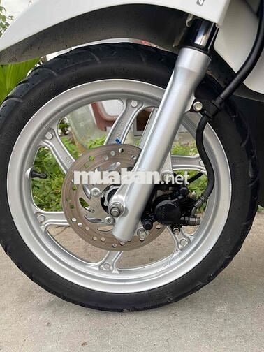 Cần bán xe vision máy rin có trả góp qua ngân hàng