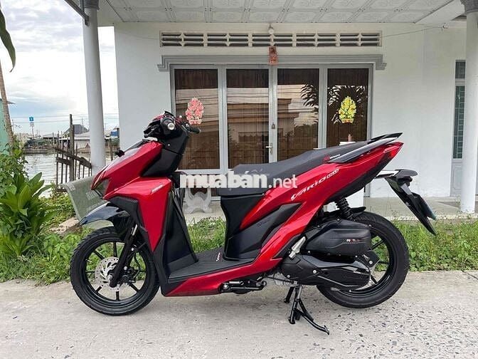 Cần bán vario 150 dọn kiển máy zin êm ru