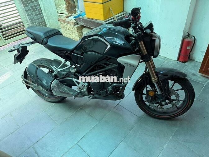 Bán Cb300R dòng naked bike của honda siêu bền …..