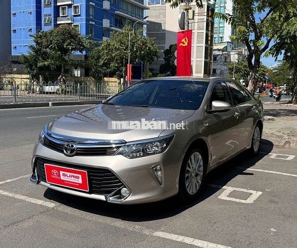 Toyota Camry 2018 2.0E - 83.357km. Giá Còn Giảm