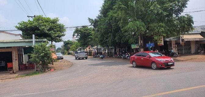 Bán Lỗ 5x40=200m2 Sổ Riêng, Đường 12m Ngày Thị Xã Giá 195tr