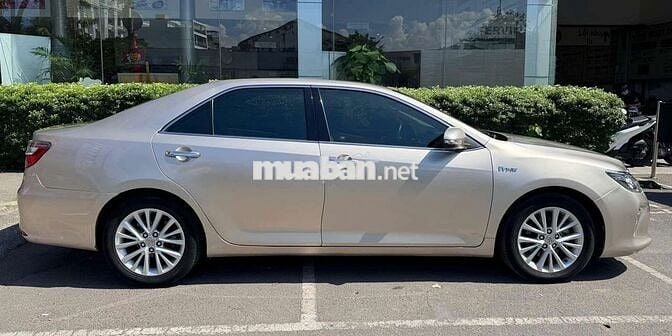 Toyota Camry 2018 2.0E - 83.357km. Giá Còn Giảm