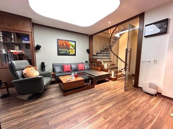 Bán nhà Liễu Giai, Ba Đình 39m2, 5 tầng, giá 7.7 tỷ