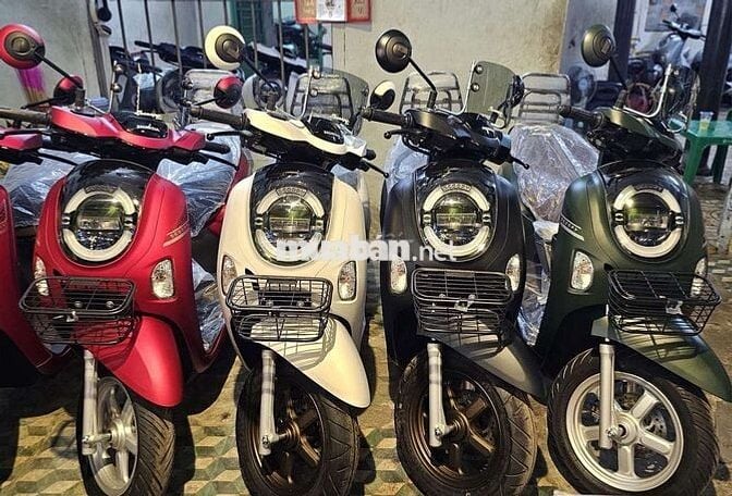 SCOOPY MỚI 100%,Dạ góp cần CCCD trả trc từ 0đ
IB E