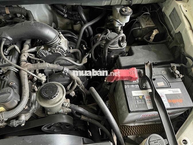 Toyota Innova 2014 2.0J - 170000 km