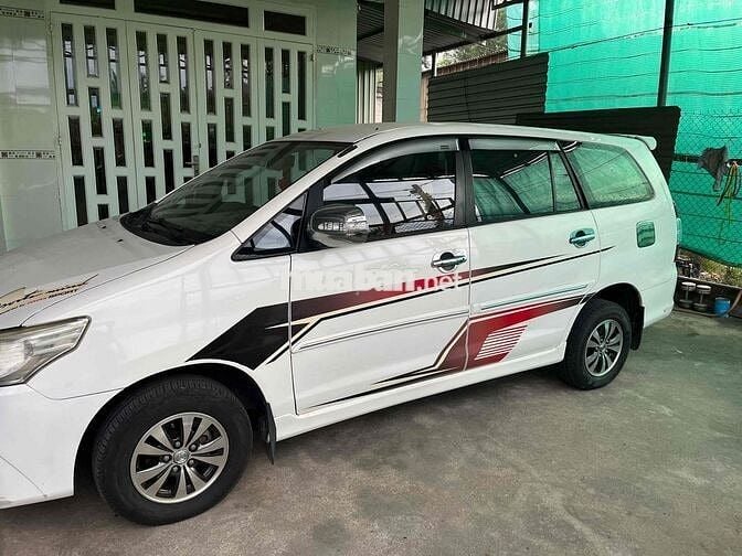 Toyota Innova 2014 2.0J - 170000 km