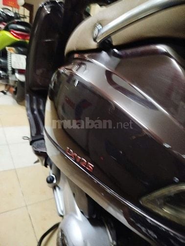 Bán xe Piaggio Vespa LX 125 màu nâu, đời 2012 tại Quận 4