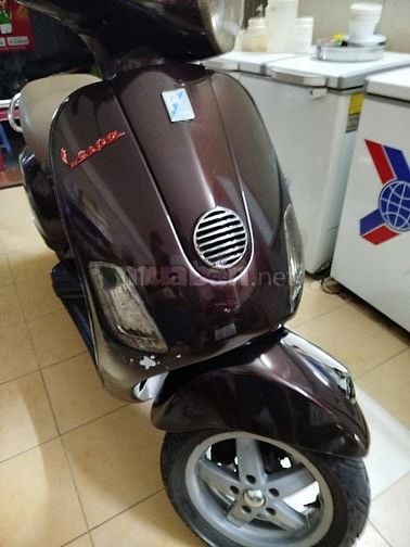 Bán xe Piaggio Vespa LX 125 màu nâu, đời 2012 tại Quận 4