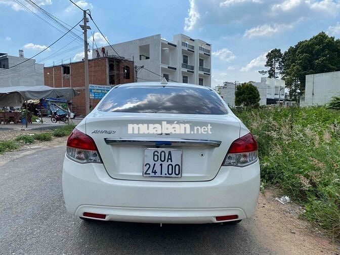 Mitsubishi Attrage 2015 1.2 CVT - 39000 km