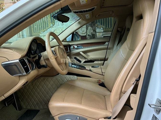 Bán xe Porsche Panamera. 4 máy 3.6 cực lành, SX 2010 ĐK 2012