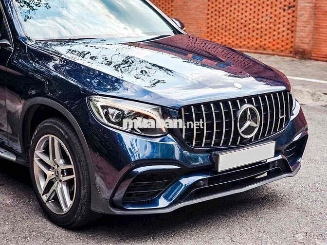 GLC250 4matic 2017 full body GLC63AMG bảo dưỡng kỹ