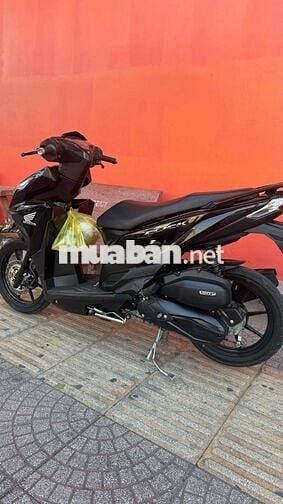 varrio V1 mẫu cũ kiễng bs12666 co ban gop