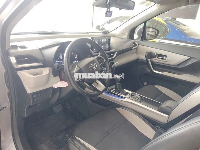 Toyota Veloz Cross 2022 CVT Top - 130000 km