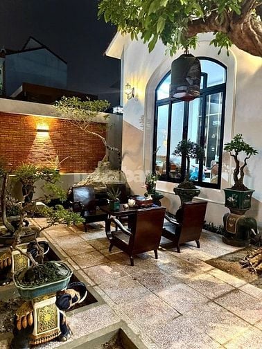 CHỦ GIẢM MẠNH  2,3 TỶ  ☘️  NHÀ VƯỜN HAI MẶT TIỀN ĐẸP  🌺 