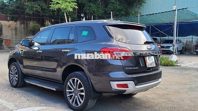 Xe Ford Everest Titanium 4x2 AT 2019 Chất Xe Đẹp