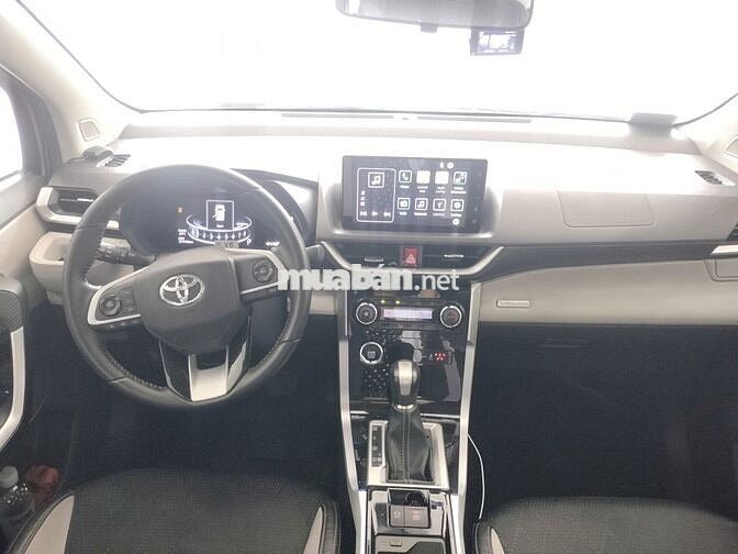 Toyota Veloz Cross 2022 CVT Top - 130000 km