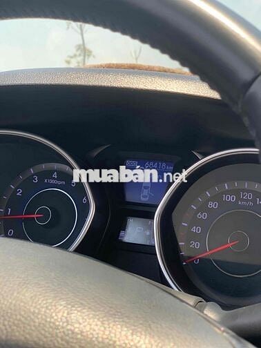 Hyundai Elantra 2013 1.8 AT - 69000 km