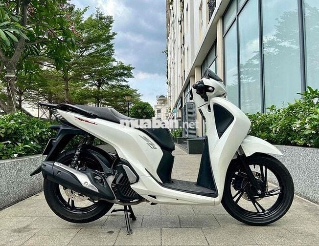 SH150 2017 xe zin chính chủ bstp