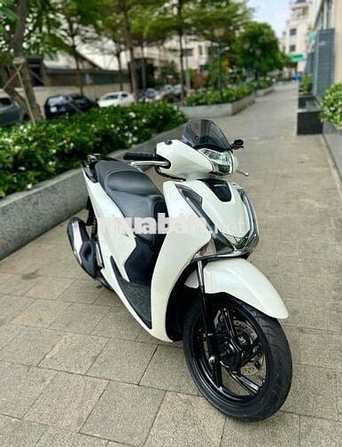 SH150 2017 xe zin chính chủ bstp