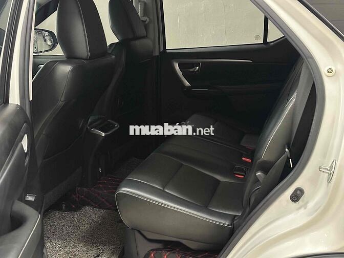 Toyota Fortuner 2022 2.4L 4x2 AT - 30000 km