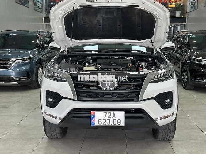 Toyota Fortuner 2022 2.4L 4x2 AT - 30000 km