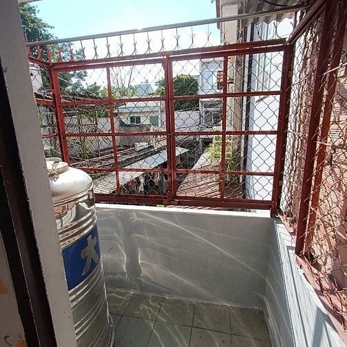 Nhà mặt tiền hẻm 3,7 x 12 = 4,5 tỷ. Hẻm 7m. Phù hợp kinh doanh nhỏ