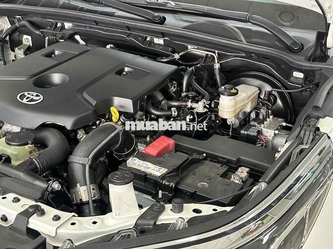 Toyota Fortuner 2022 2.4L 4x2 AT - 30000 km