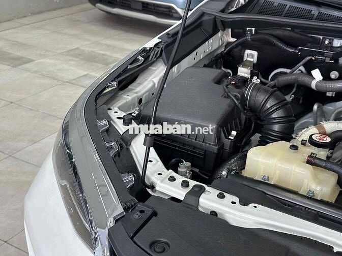Toyota Fortuner 2022 2.4L 4x2 AT - 30000 km