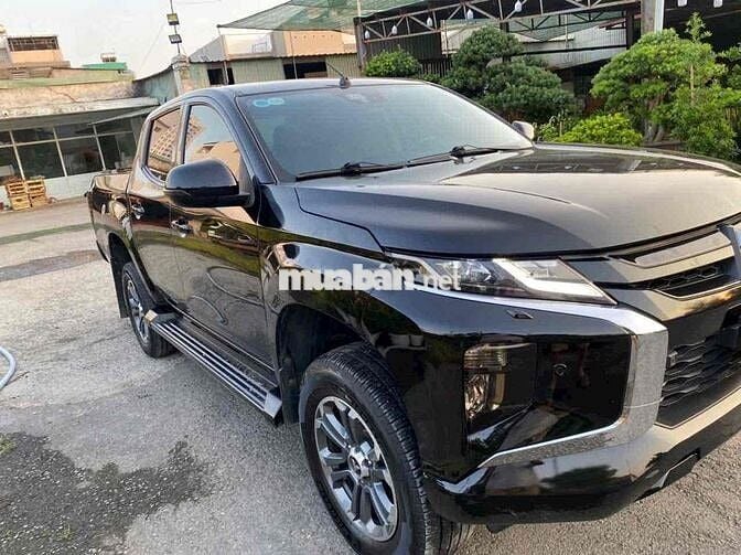 Mitsubishi Triton 2021 4x4 AT  cầu
