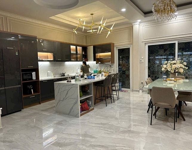 Cần cho thuê Villa HXH 42/4A Nguyễn Minh Hoàng P.12 Q.Tân Bình