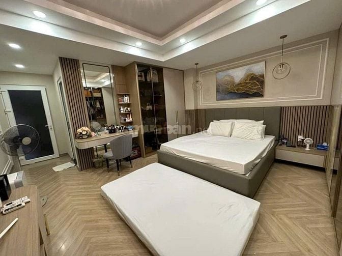 Cần cho thuê Villa HXH 42/4A Nguyễn Minh Hoàng P.12 Q.Tân Bình