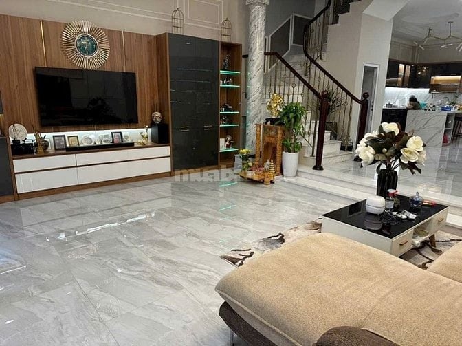Cần cho thuê Villa HXH 42/4A Nguyễn Minh Hoàng P.12 Q.Tân Bình