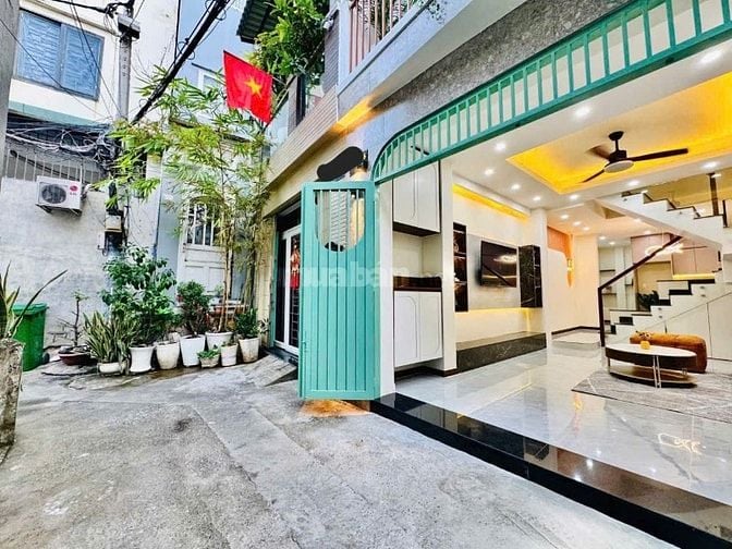 Nhà 2 lầu mới Đường Ung Văn Khiêm, P25, Quận Bình Thạnh