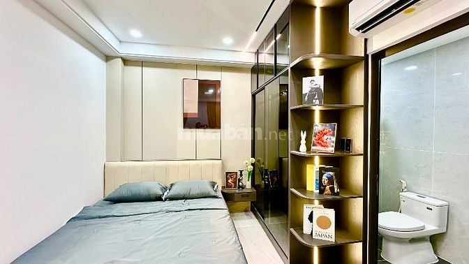 Bán Nhà 4 tầng sổ hồng riêng đường Nguyễn Tư Giản