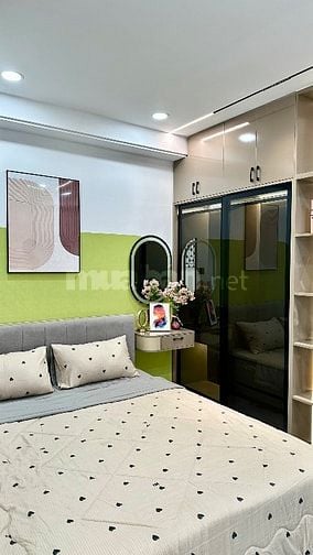 Bán Nhà 4 tầng sổ hồng riêng đường Nguyễn Tư Giản