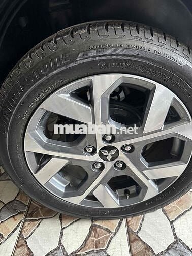 Mitsubishi Xpander Cross 2023 - 32000 km