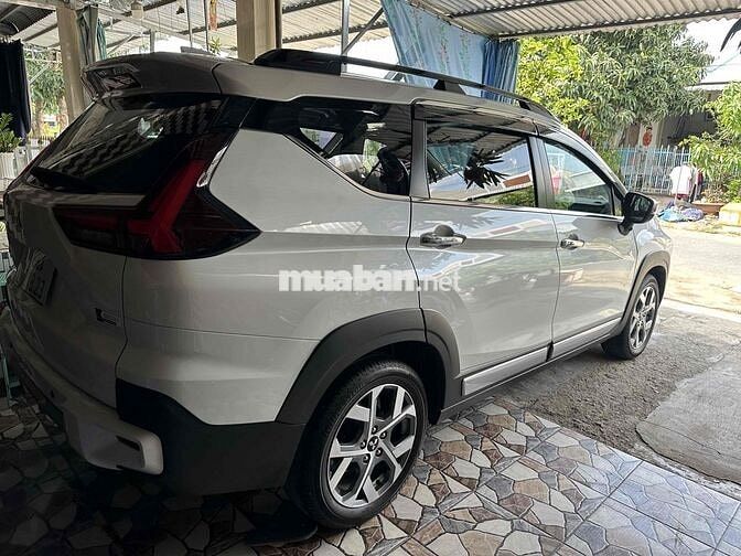 Mitsubishi Xpander Cross 2023 - 32000 km