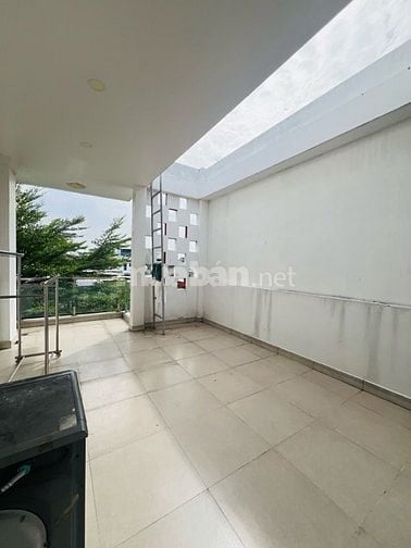 Nhà Kinh Dương Vương, Bình Tân, giáp Q.6; MT đường nhựa 8m vỉa hè 2m