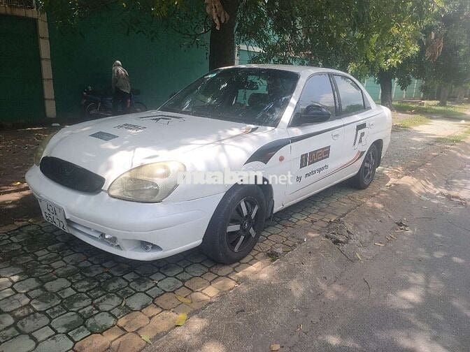 Daewoo Nubira 2000 2.0 CDX  MT - 1 km