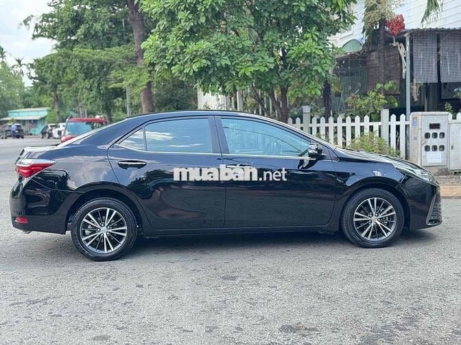 Toyota Corolla Altis 2018 1.8G AT - 85 km siêu mơi