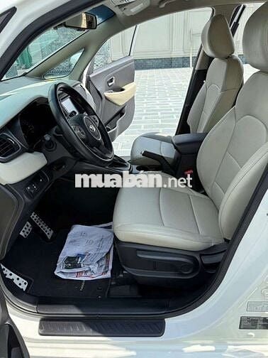 Kia Rondo 2018 2.0 GAT - 63000 km