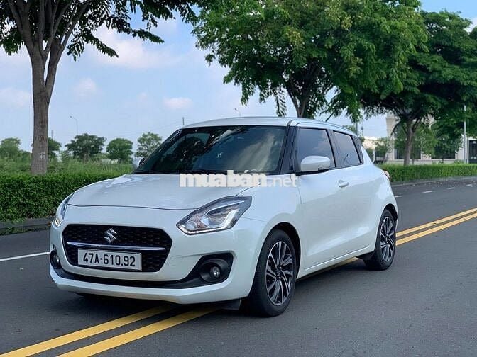 Xe lướt Suzuki Swift 2023 màu trắng  - 24000 km