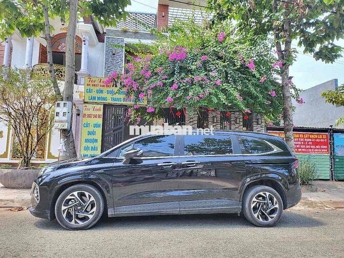 Hyundai Custin 2024 Cao Cấp 2.0T - 15000 km